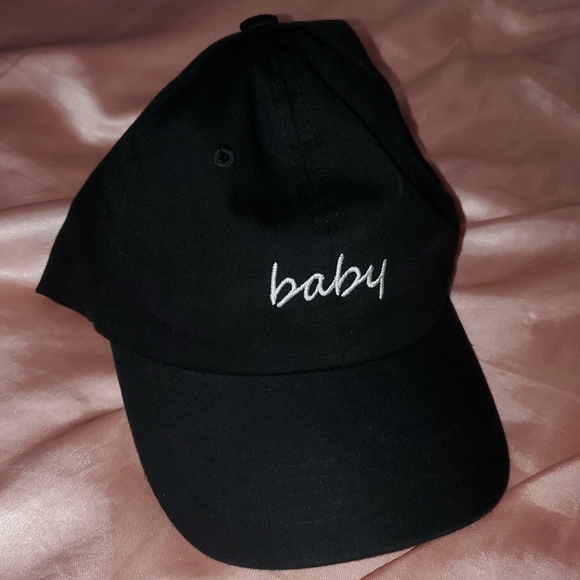 Accessories - "baby" black hat